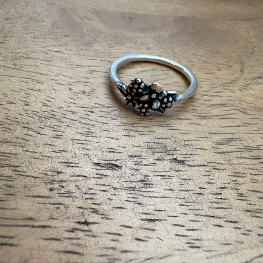James Avery Garden Bouquet Ring Size 9